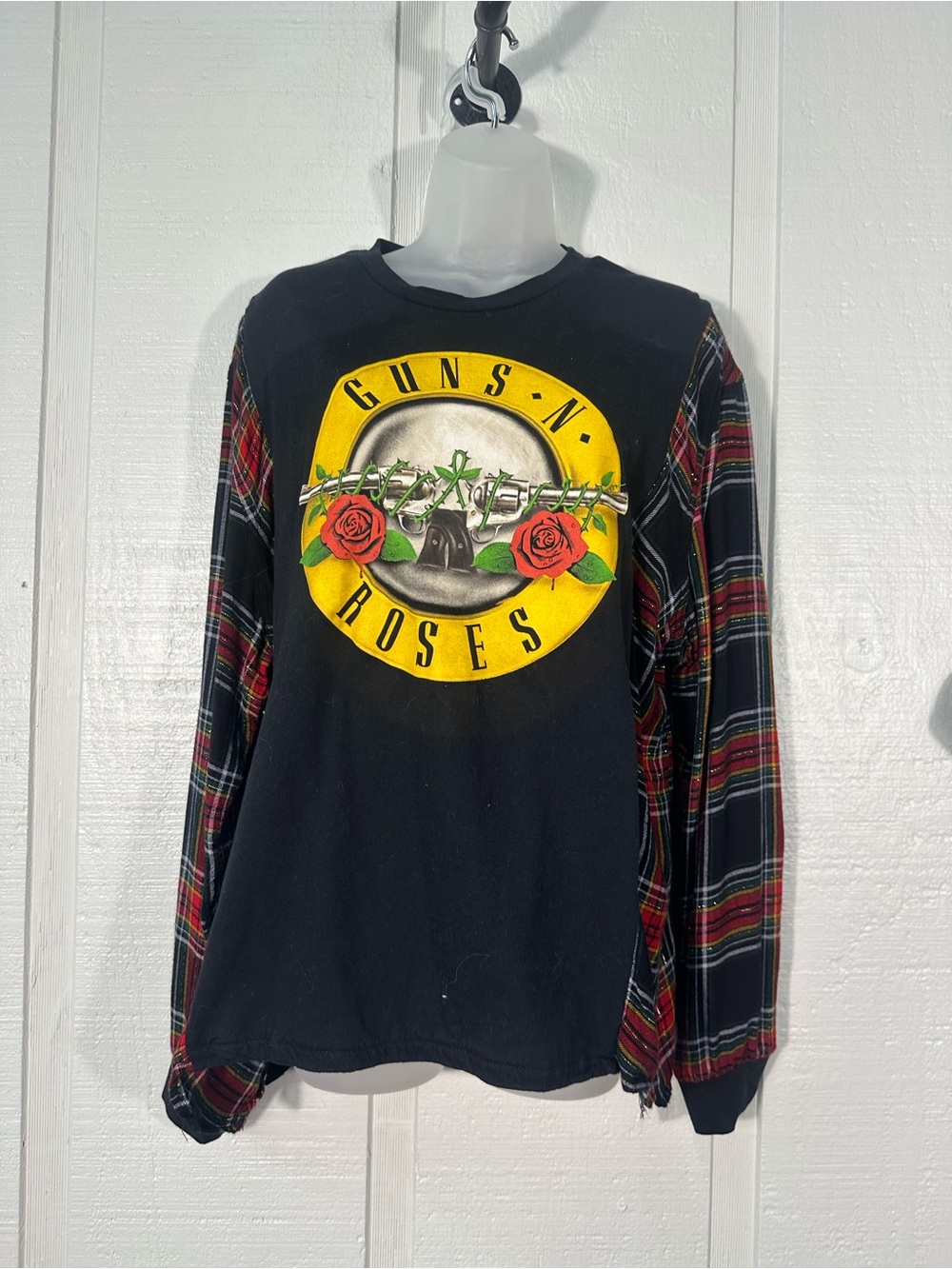 Guns n Roses Upcycled TShirt Size Large EUC